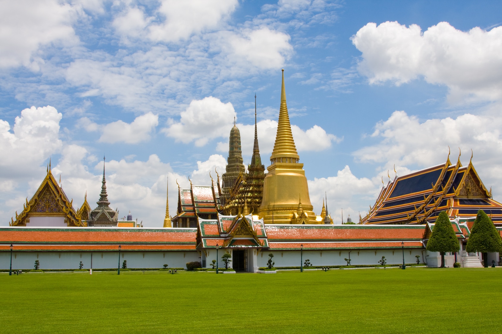 Gouden tempel "Grand Palace" tijdens een familiereis Thailand